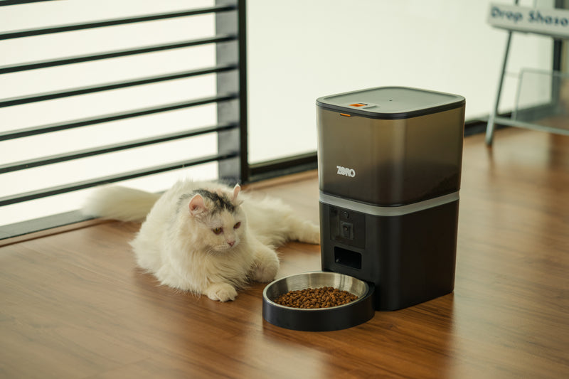 Zoro Pantry Automatic Pet Feeder With Camera